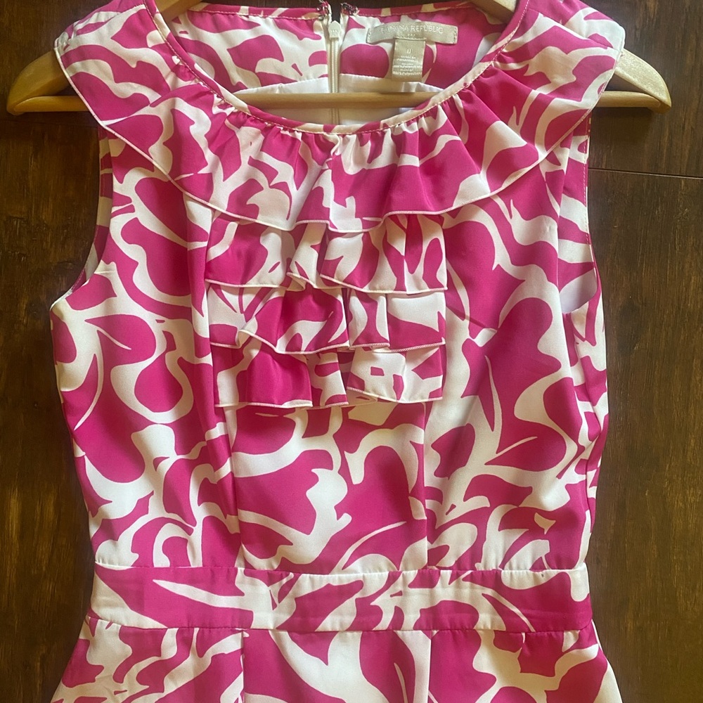 New w/tags Banana Republic Sleveless printed dress